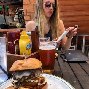 Meet your Posher, Audra